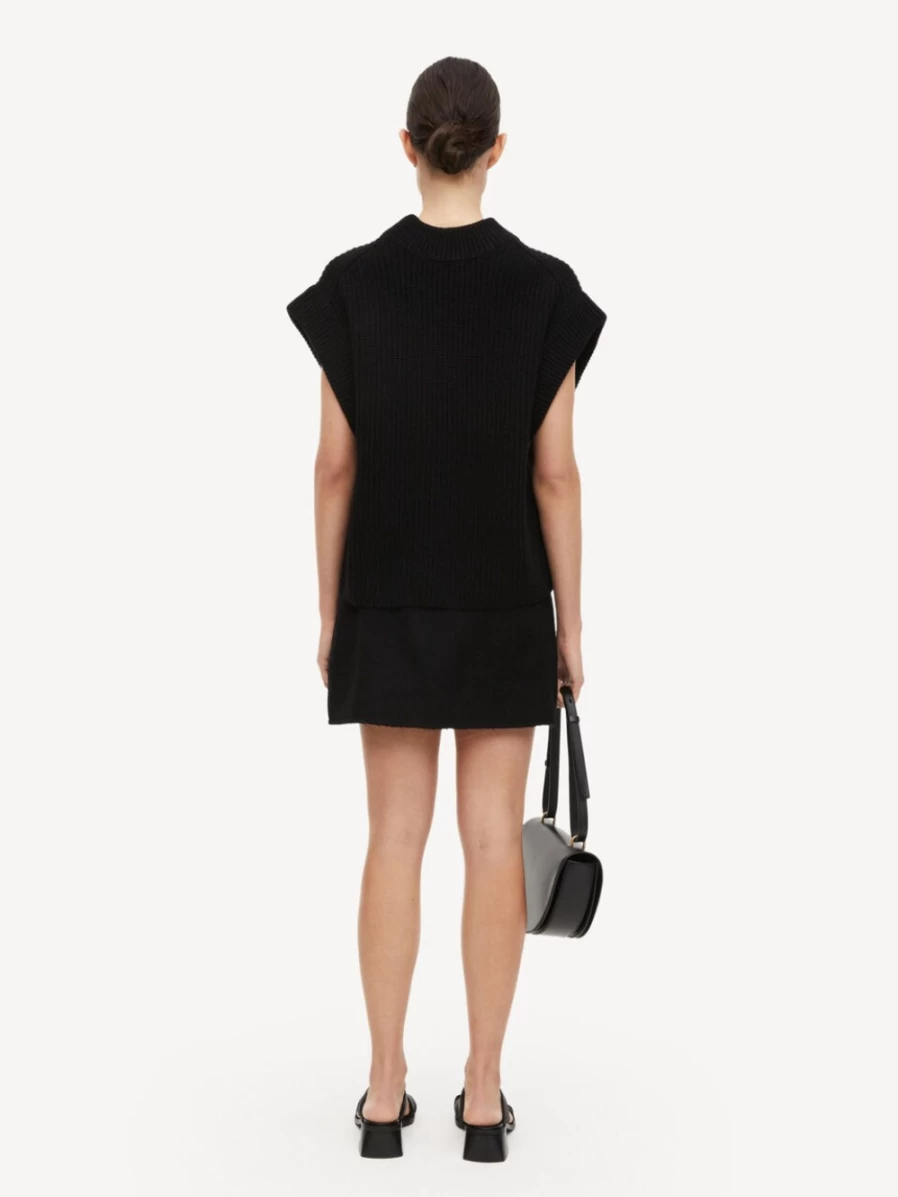 By Malene Birger Women's Black Esmaa Mini Skirt - Elegant High-Waisted Stretch Denim Short Skirt