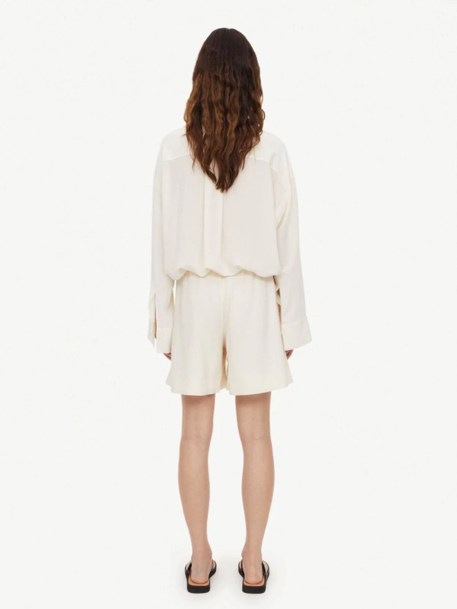 By Malene Birger Women's Vanilla Cream Ifeions Shorts