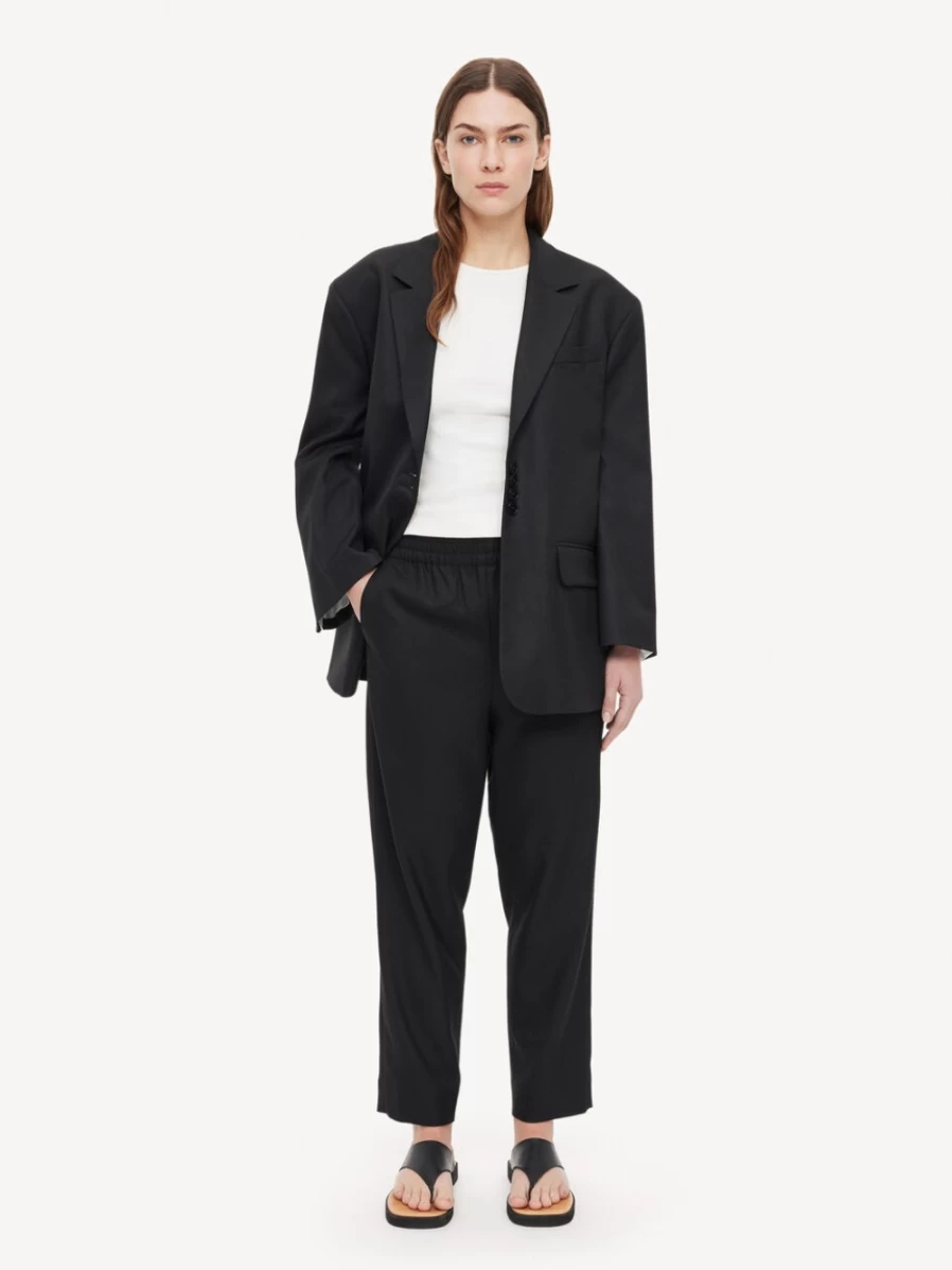 By Malene Birger Women's Remi Trousers in Black - High-Waisted Slim Fit Pants