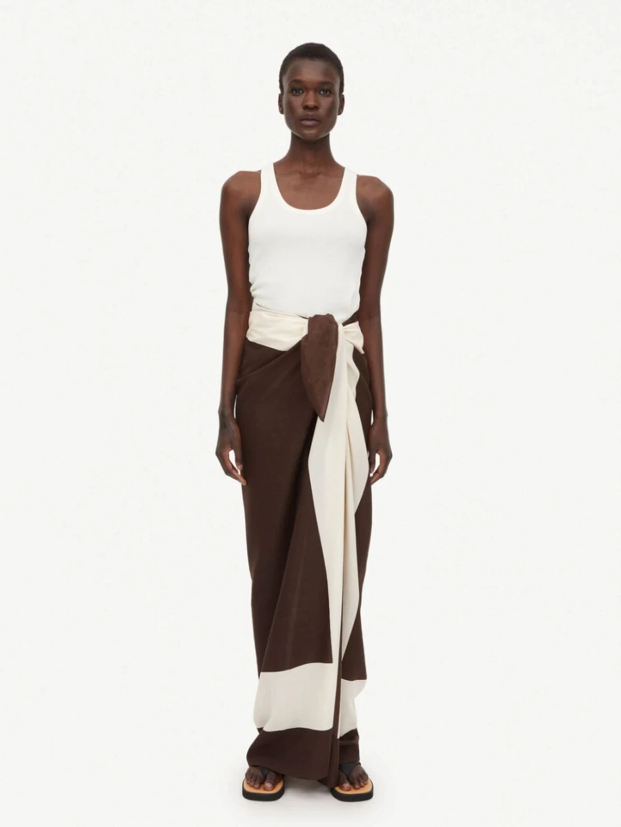 By Malene Birger Women's Warm Brown Cialo Organic Cotton Scarf
